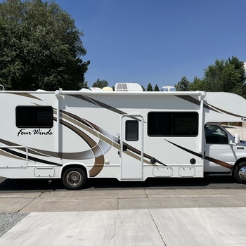 Thumbnail of RV