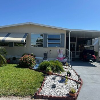 Thumbnail of mobile home