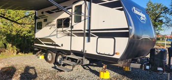 Thumbnail of RV