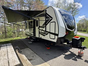 Thumbnail of RV
