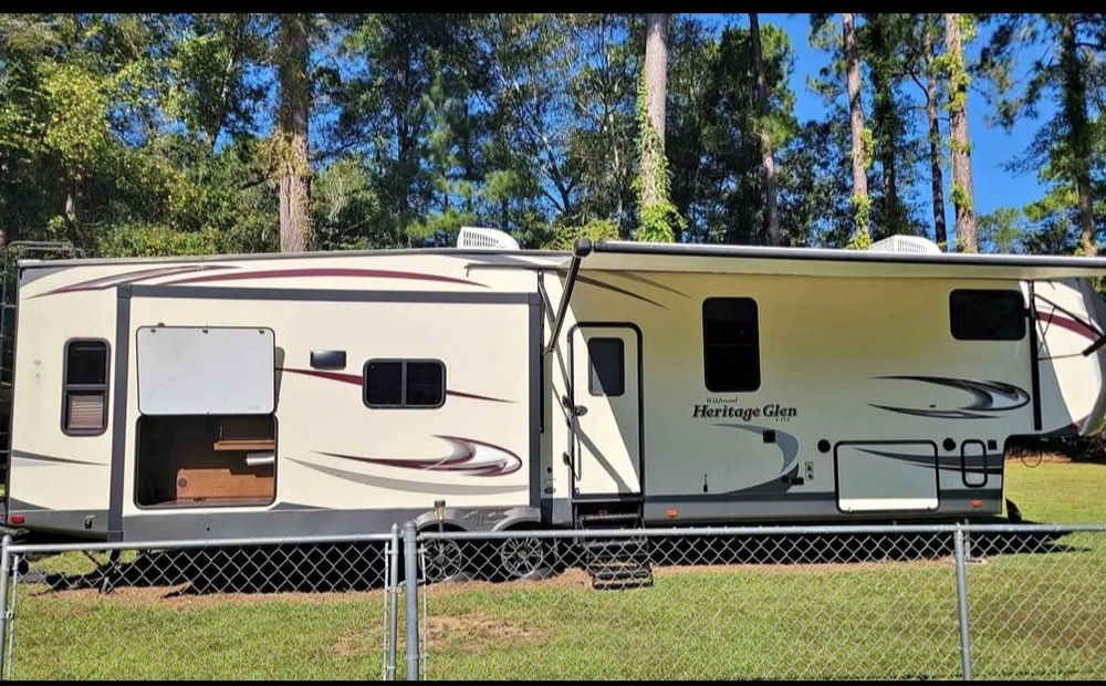 Photo of Rv