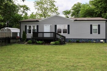 Thumbnail of mobile home