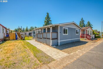 Thumbnail of mobile home