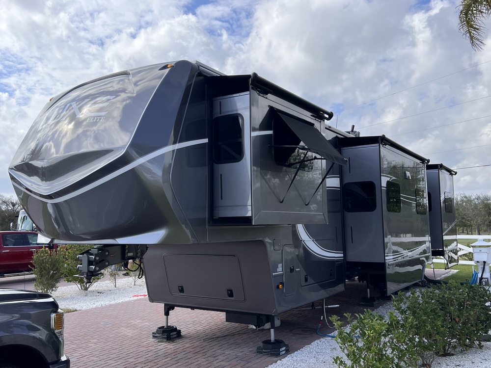 Photo of Rv