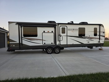 Thumbnail of RV