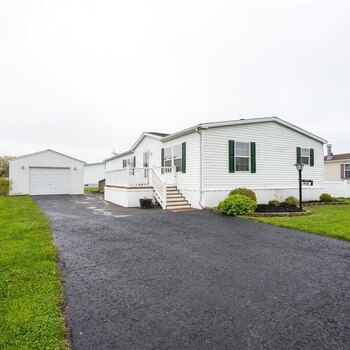 Thumbnail of mobile home