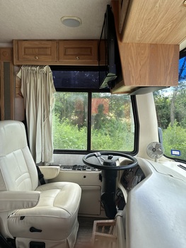 Thumbnail of RV