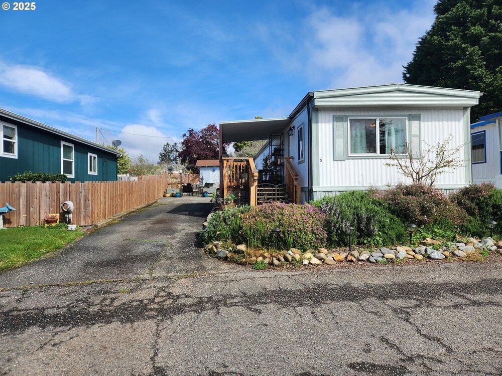 Photo of Mobile Home