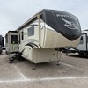 RV for Sale: 2021 PINNACLE LUXURY 32RLTS