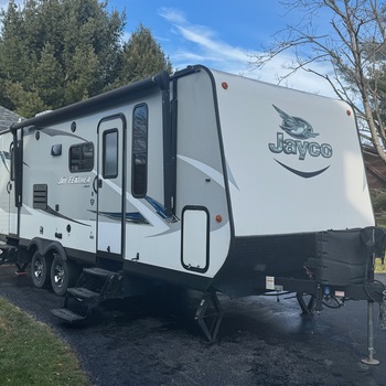 Thumbnail of RV