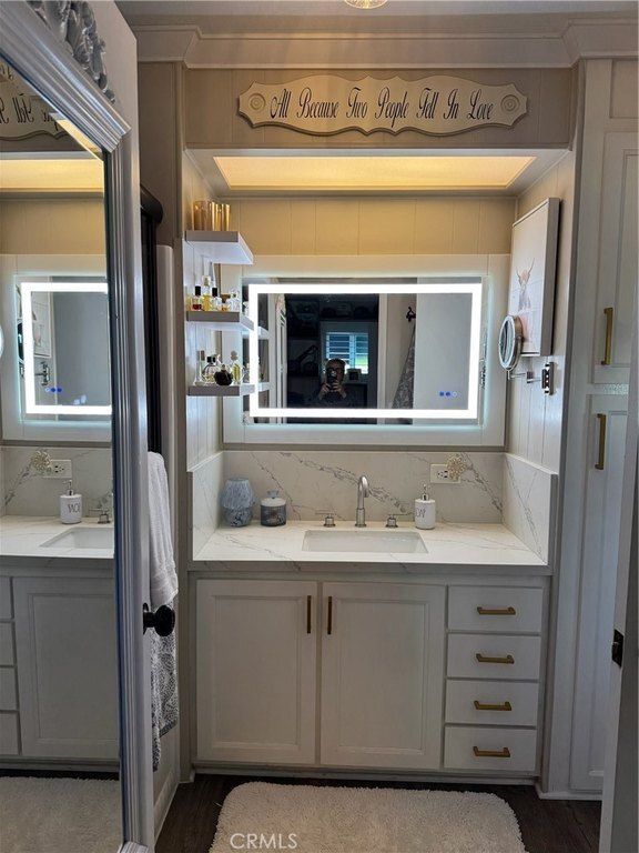 Photo of Mobile Home