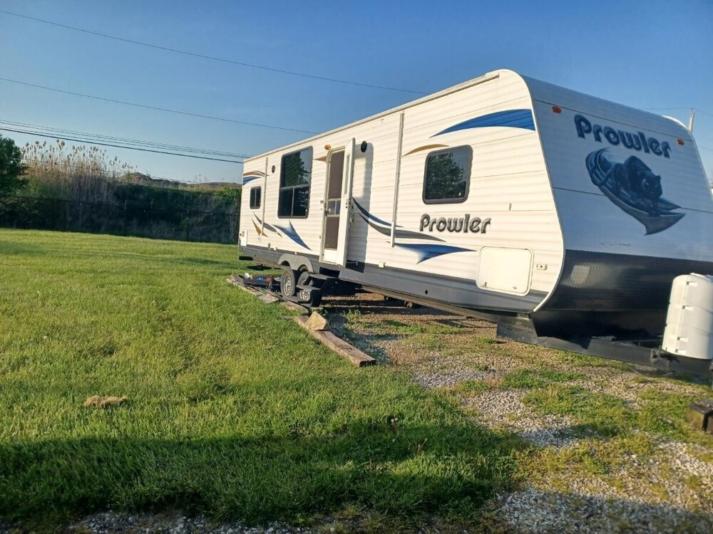 Photo of Rv