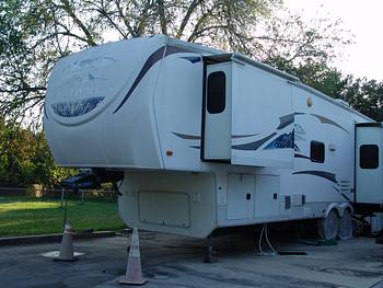 Thumbnail of RV
