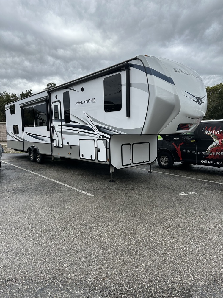 Photo of Rv