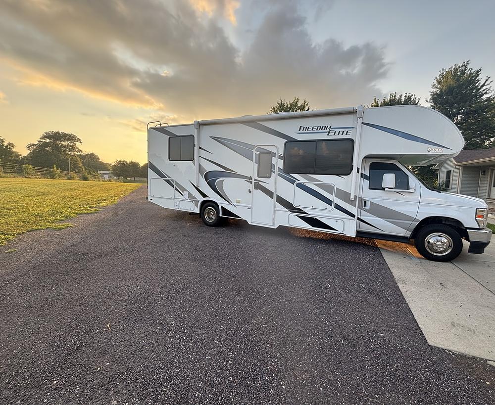 Photo of Rv