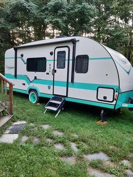 Thumbnail of RV