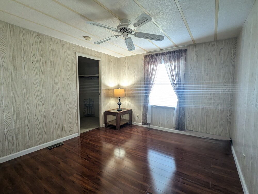 Strawberry Ridge Village