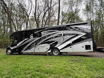Thumbnail of RV