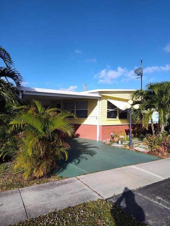 Photo of Mobile Home