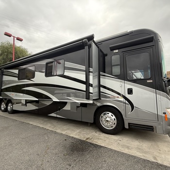 Thumbnail of RV