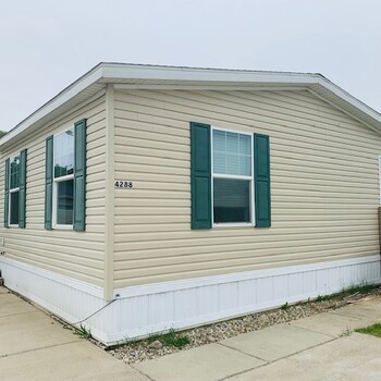 Thumbnail of mobile home