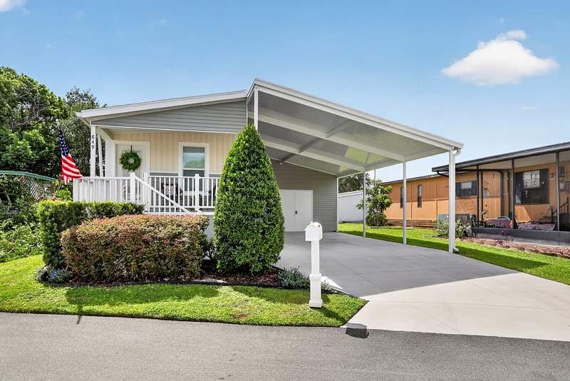 Photo of Mobile Home