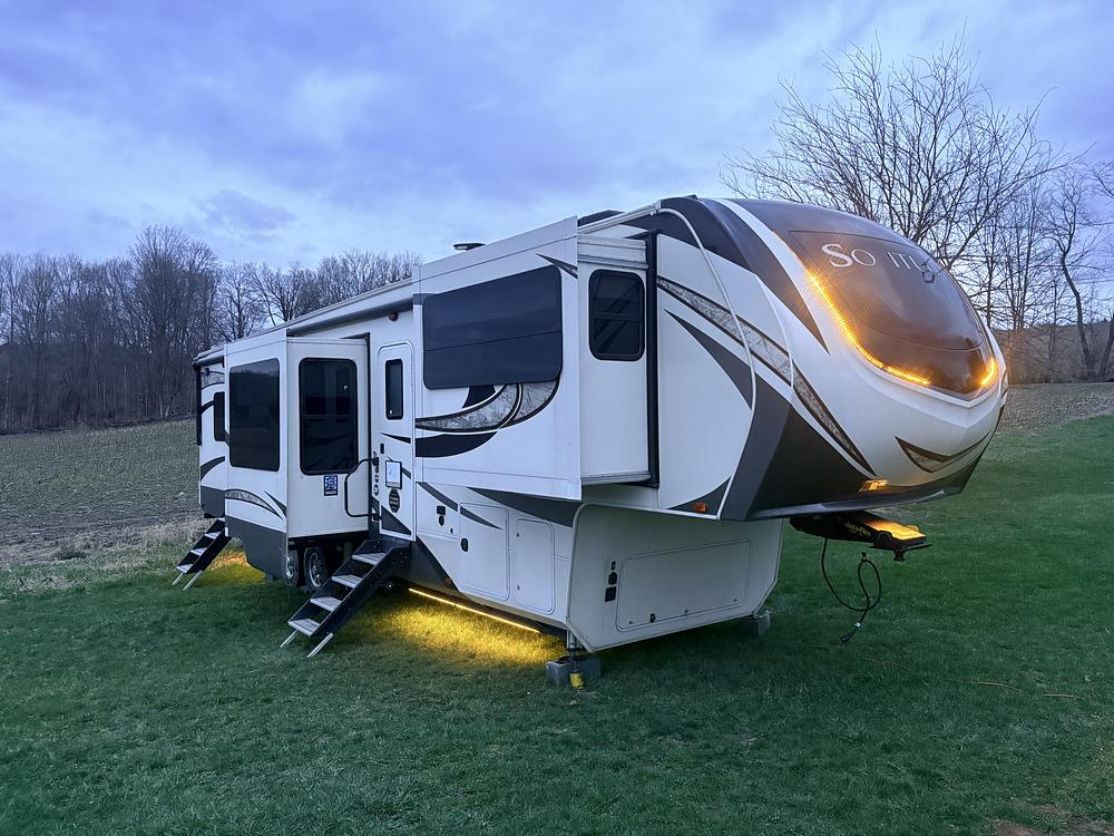 Photo of Rv