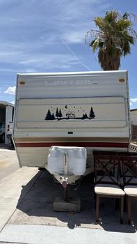 Thumbnail of RV