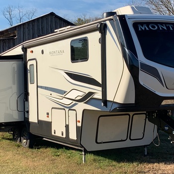 Thumbnail of RV