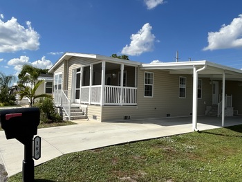 Thumbnail of mobile home