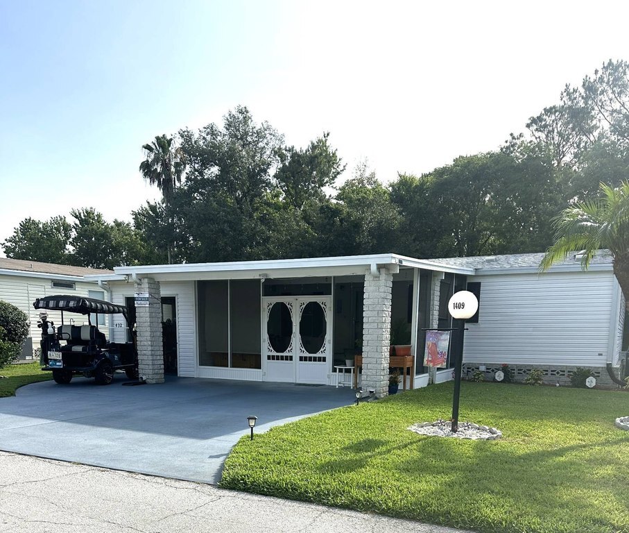 Photo of Mobile Home