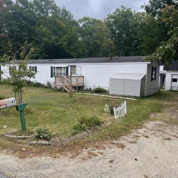Thumbnail of mobile home
