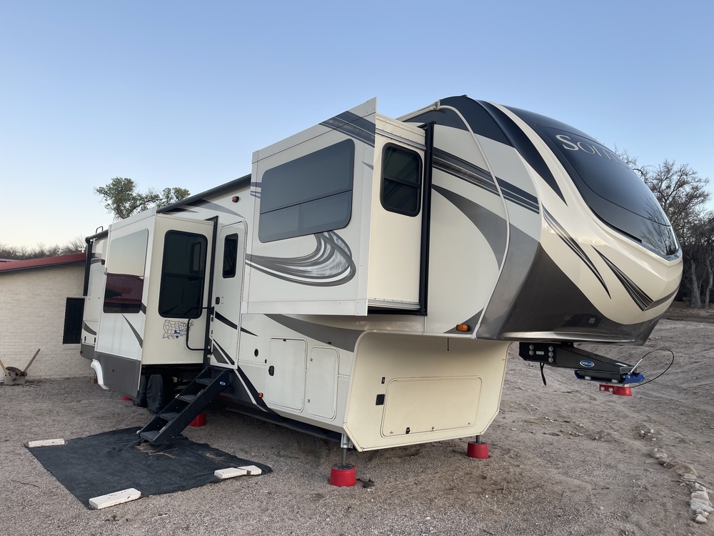 Photo of Rv