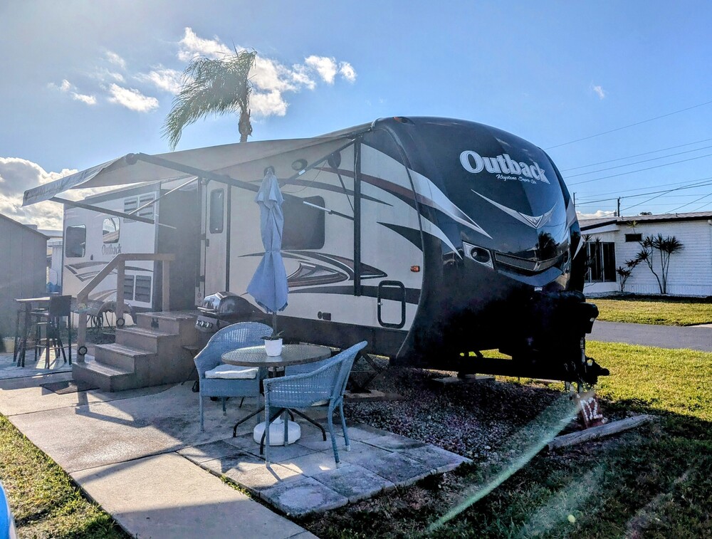 Photo of Rv