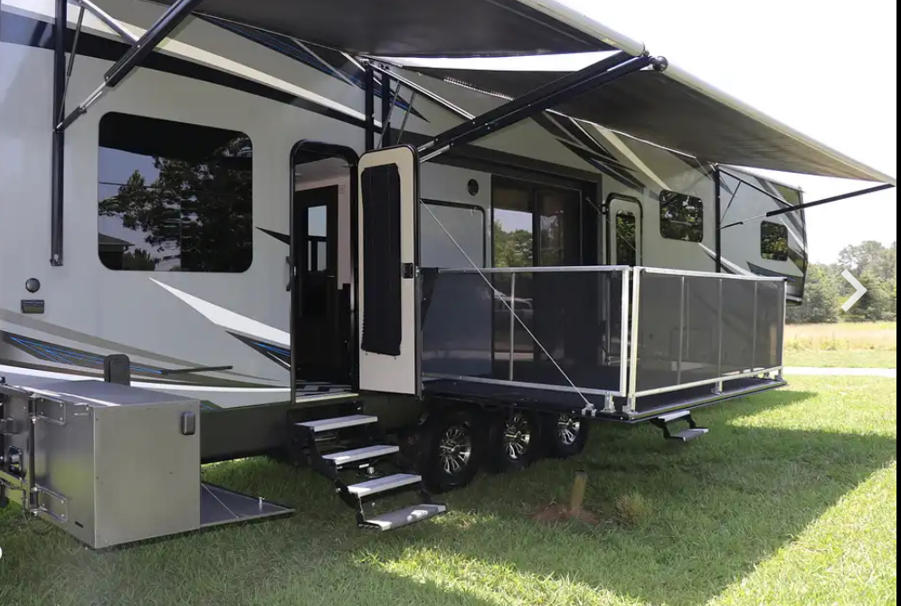 Photo of Rv