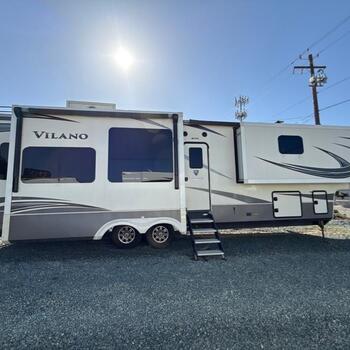 Thumbnail of RV