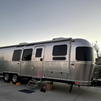 Thumbnail of RV