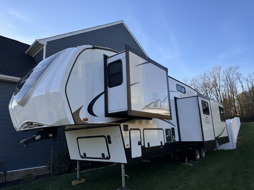 Photo of Rv