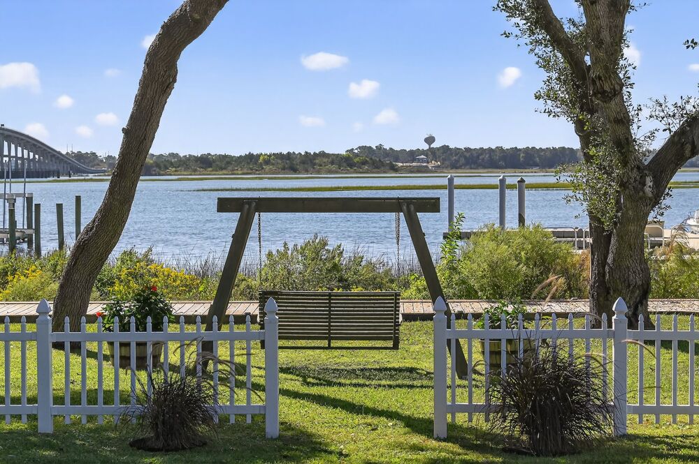 01 1204 Cedar Point Blvd Cedar Point NC 28584 USA Exterior 001 1204 CEDARPOINTBLVD CEDARPOINT NC IMAGE100