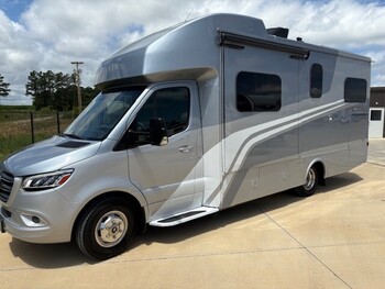 Thumbnail of RV