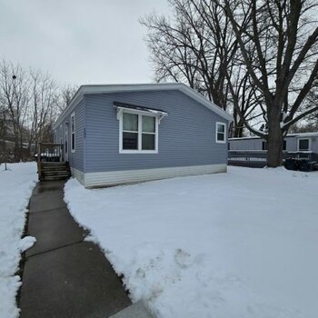Thumbnail of mobile home