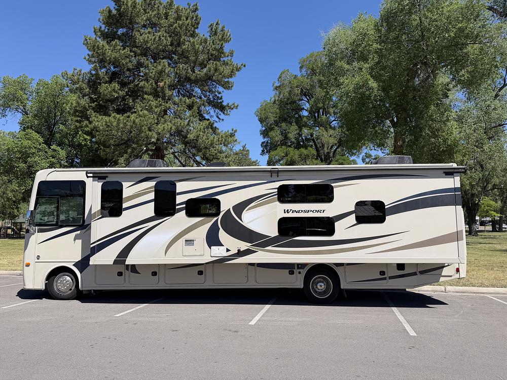 Photo of Rv