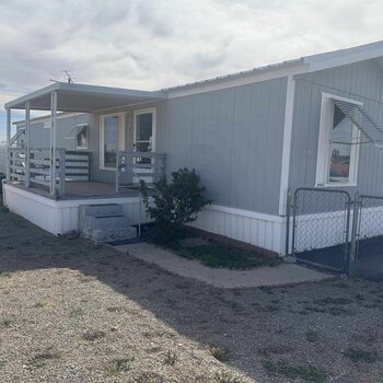 Thumbnail of mobile home