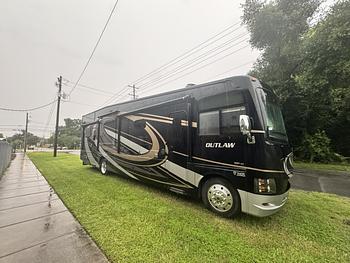 Thumbnail of RV