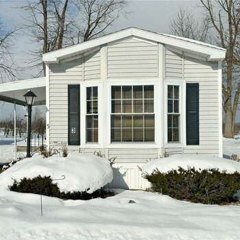 Thumbnail of mobile home