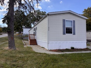 Thumbnail of mobile home