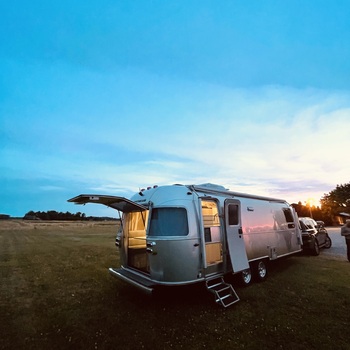Thumbnail of RV