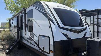 Thumbnail of RV
