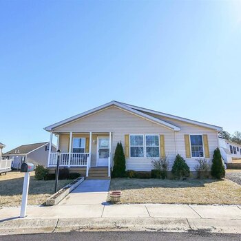 Thumbnail of mobile home