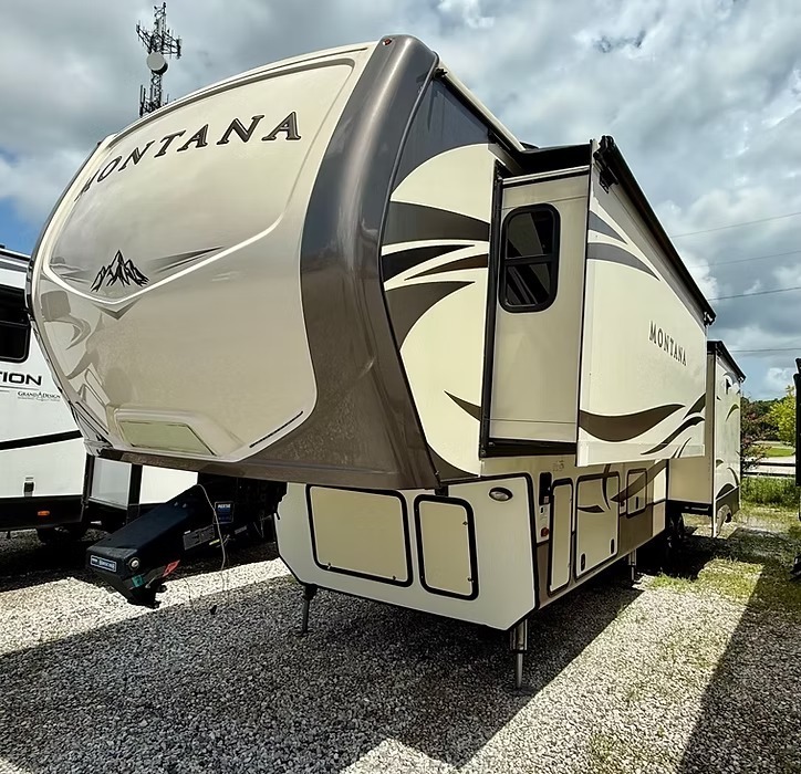 Photo of Rv